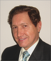 Dr. Humberto Villavicencio Mavric